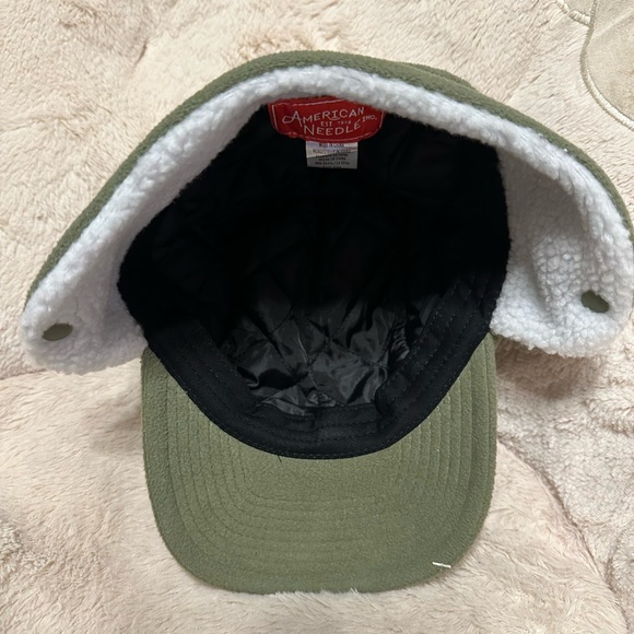 American Needle Quilted Lining Cap - Picture 5 of 6